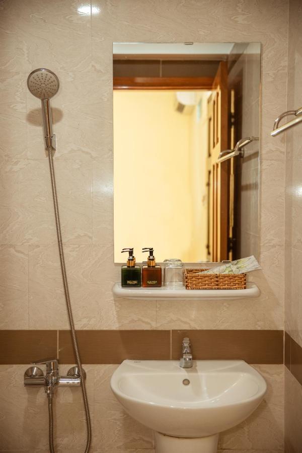 Thuy Trang Hotel Vung Tau Bagian luar foto
